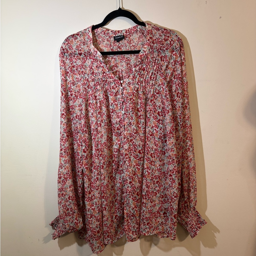 Torrid Crinkle Chiffon Smocked Blouson Sleeve Floral Blouse‎ Size 4X Floral Pink